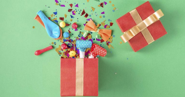 This is a gold mine of care package ideas! Pinning for later, need for deployment.